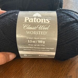 Classic Wool Worsted Yarn - Black